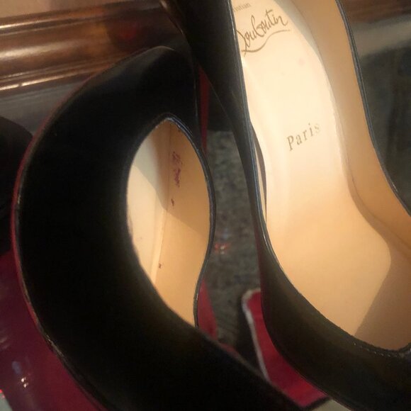 EUC Christian Louboutin Pumps Heels - Picture 7 of 7